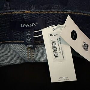 SPANX Women’s Flare Jeans